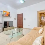 Walk To Sliema & Ferries Gzira Tal-Hriereb